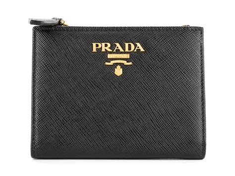 prada wallet material